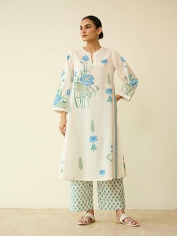 Rustorange - Women Lotus Bloom Off White-Blue Floral Printed Kurta with Pant