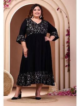 Desi Noor - Plus Size Black Kantha Print Tiered Midi Dress