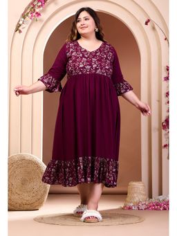 Desi Noor - Plus Size Wine Kantha Print Tiered Midi Dress