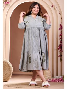 Desi Noor - Plus Size Grey Embroidered Midi Dress