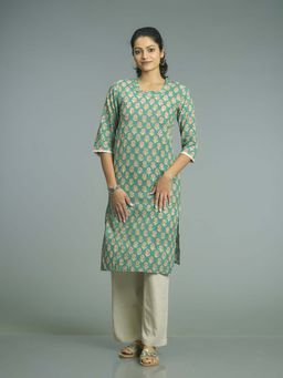 Stree Basics - Women Green Floral Printed Kurta