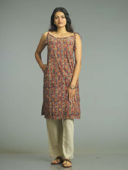 Stree Basics - Women Maroon Kalamkari Printed Kurta