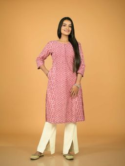 Stree Basics - Women Pink Cotton Floral Printed Kurta