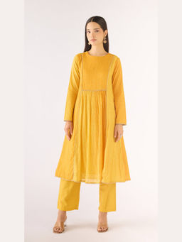 Basanti Kapde aur Koffee - Yellow Cotton Silk Embroidered Kurta with Pant