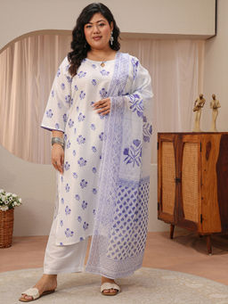 Extra love by Libas - Women Printed Cotton Blend Kurta and Pant with Dupatta