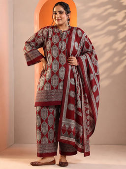 Extra love by Libas - Women Printed Silk Blend Kurta and Pant with Dupatta