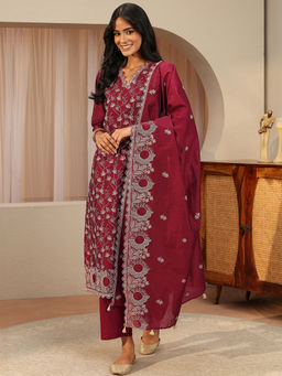 Libas - Women Embroidered Chanderi Silk 1 Kurta, 1 Pant, 1 Dupatta