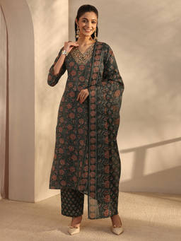 Gerua By Libas - Women Thread Work Cotton Blend Kurta and Pant with Dupatta