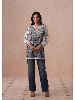 House of Chikankari - HOC Women White Cotton Chikankari Short Kurta