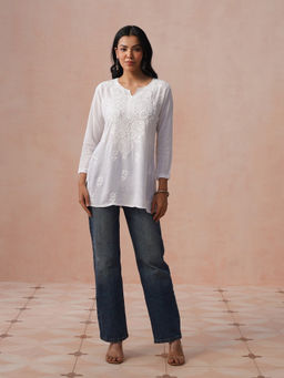 House of Chikankari - HOC Women White Modal Chikankari Short Kurta