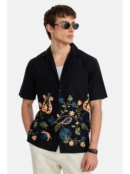 Snitch - Men Black Embroidery Half Sleeves Boxy Fit Casual Shirt
