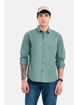Snitch - Men Green Solid Full Sleeves Regular Casual Shirt
