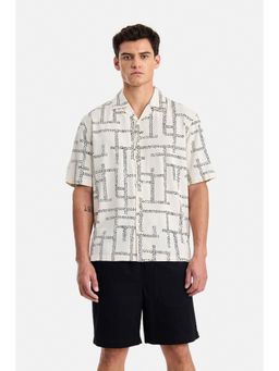 Snitch - Men Off White Geometric Printed Half Sleeves Boxy Fit Shirt