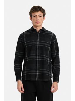Snitch - Men Black Checks Full Sleeves Regular Casual Shirt