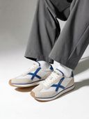 Blue color option, Currently selected