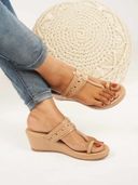 Tan color option, Currently selected