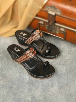 The Madras Trunk - Black Synthetic Casual Women Heels