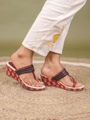 Maroon color option, Sold out, Currently selected