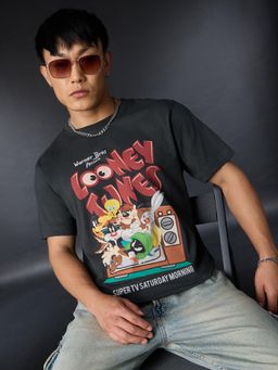 The Souled Store - Official Looney Tunes: Vintage TV Men Black Relaxed Fit T-shirt