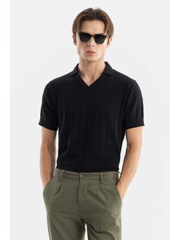 Snitch - Men Black Solid Collar Neck Polo T-Shirt