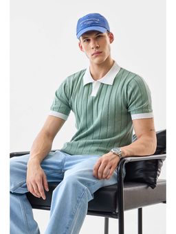 Snitch - Men Green Solid Collar Neck Polo T-Shirt