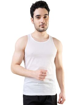 Park Avenue - Men White Solid Round Neck Sleeveless Pure Cotton Vest