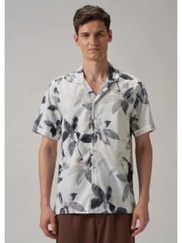 Banana Club - White Petal Strewn Half Sleeve Shirt