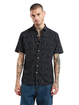 Banana Club - Emblematic Black Leaf Print Half Sleeve Shirt