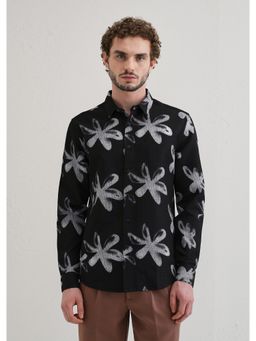 Banana Club - Black Twig Flower Waffle Dobby Black Shirt