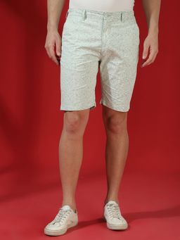 CRIMSOUNE CLUB - Men Olive Green Pure Cotton Camouflage Print Shorts