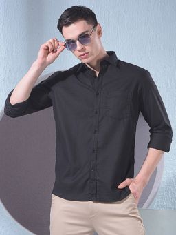 CRIMSOUNE CLUB - Black Men Solid Shirt