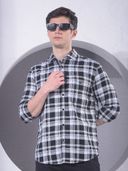 Black color option, Currently selected