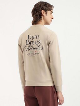 United Colors of Benetton - Regular Fit Crew Neck Typography Velour Sweatshirt