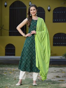 Stylum - Womens Printed Rayon Flared Kurta Dupatta Green (Set of 2)