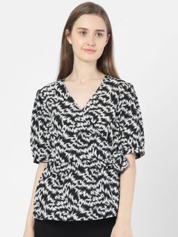 VERO MODA - Women Printed Black Top