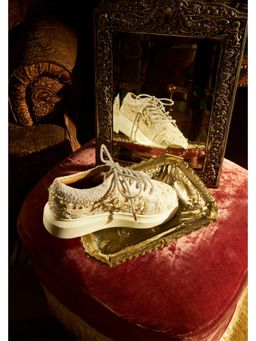 Anaar - White Audrey Classic Sneakers