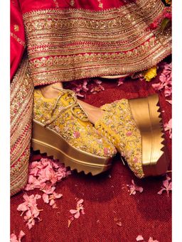 Anaar - Mustard Eternal Sunshine Wedge Sneakers