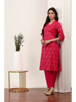 Rangriti - Women Pink Rayon Kurta with Salwar