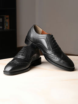Louis Stitch - Men Jet Black Egyptian Crust Leather Lace-Up Brogues