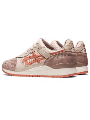 asics standard width