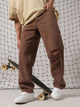 Hubberholme - Men Cotton Washed Relaxed Fit Mid-Rise Jeans