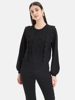 Kazo - Ruffle Detail Pullover