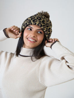 ToniQ - Tiger Printed Bobble Winter Beanie