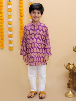 The Mom Store - Boys Amethyst Allure Paisley Printed Kurta and Pyjama (Set of 2)