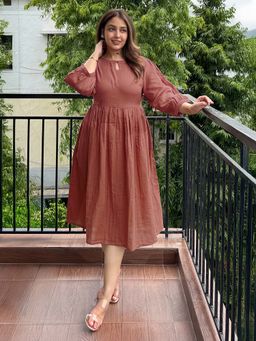 Janasya - Womens Rust Pure Cotton Solid Gathered Dress