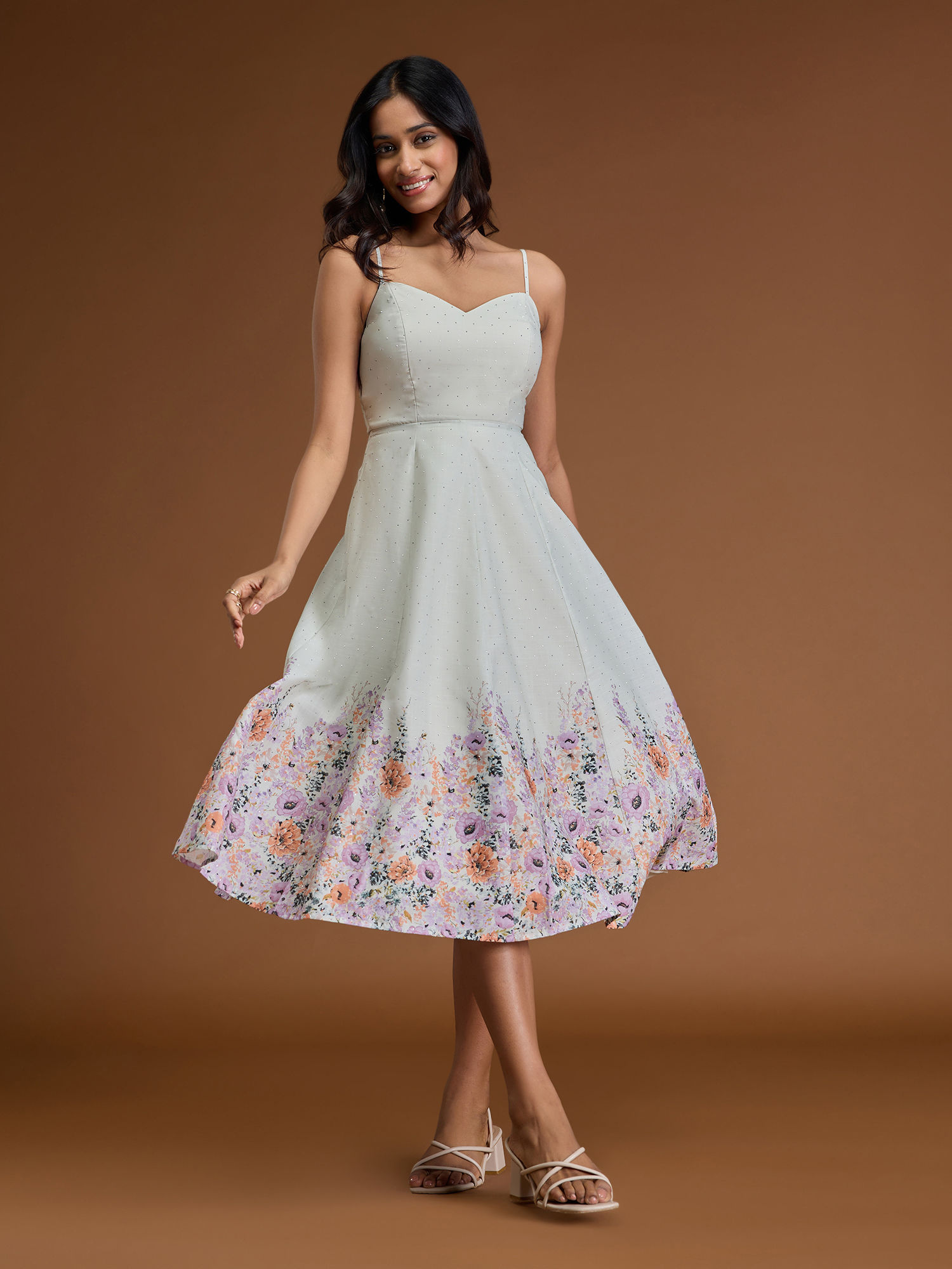 Buy RSVP by Nykaa Fashion Cream Embellished V Neck Strappy Fit and