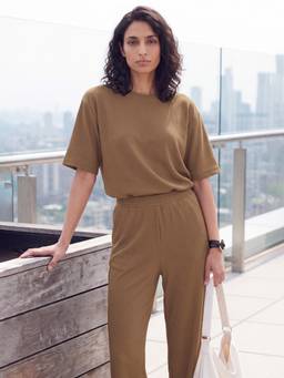 max - Women Brown Ribbed Drop-Shoulder T-Shirt