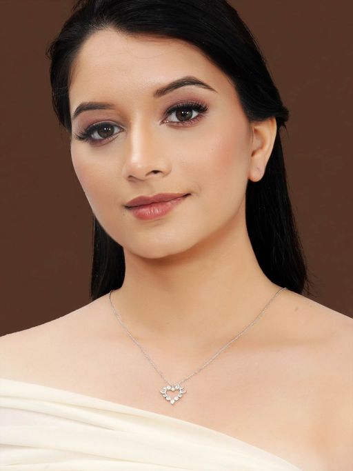 Designbox Silver Tone Heart Pendant Chain