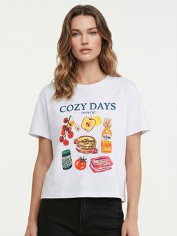 Cover Story - Women Soho White Graphic Printed T-shirt