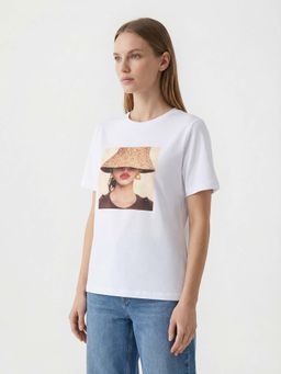 Cover Story - Women Notting Hill White Graphic Printed T-shirt